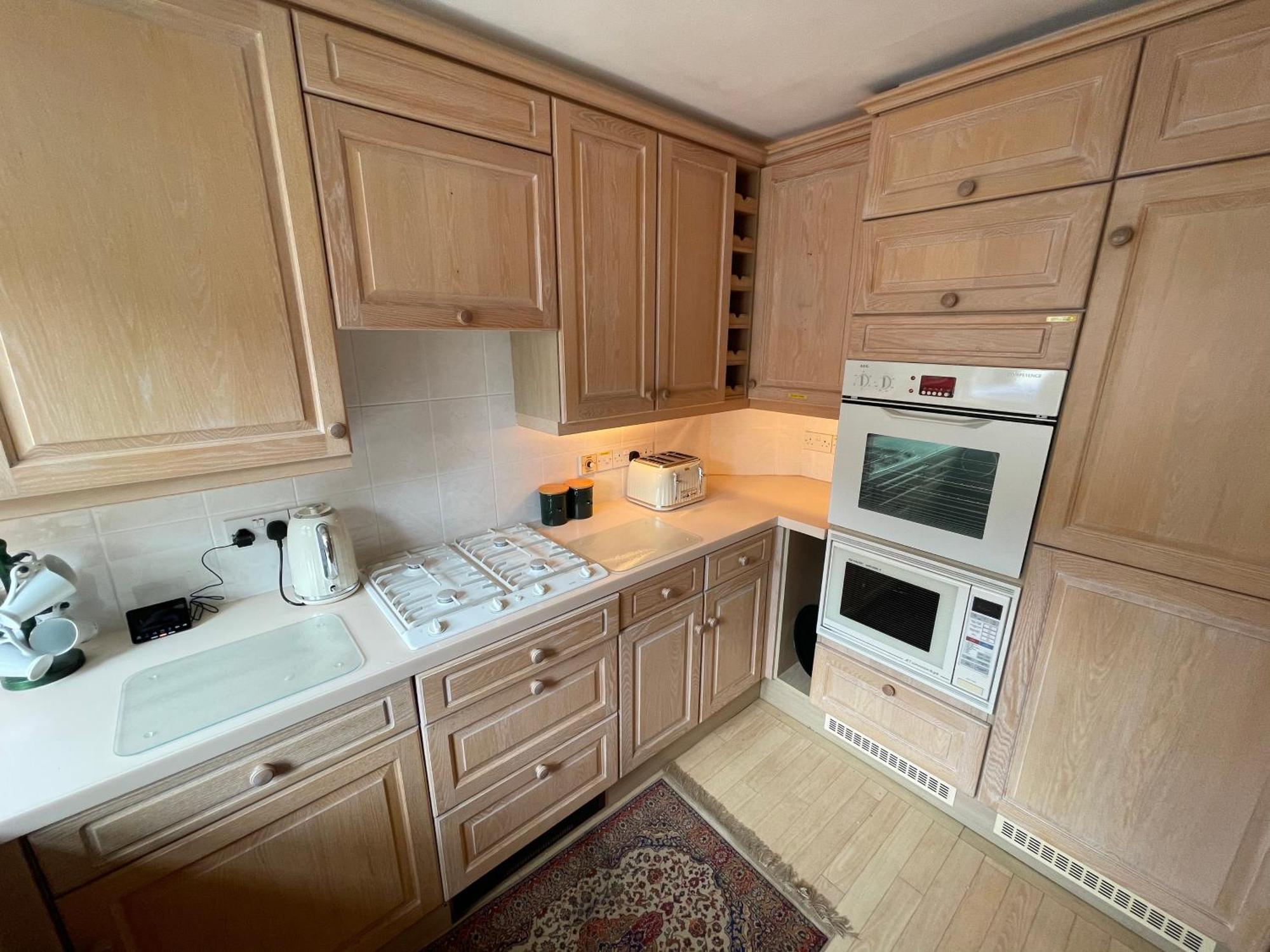 Circus Mews Townhouse:2 Beds:2 En-Suite Baths:Parking:City Centre:Quiet Area エクステリア 写真
